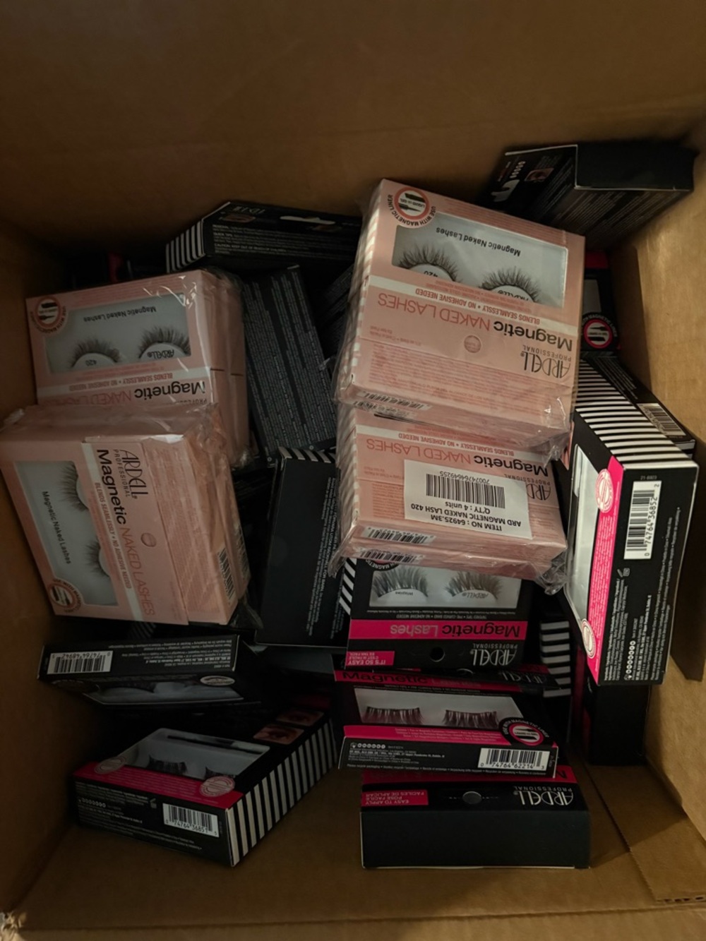 Ardell Magnetic Naked Lashes - Pink and Black Packaging